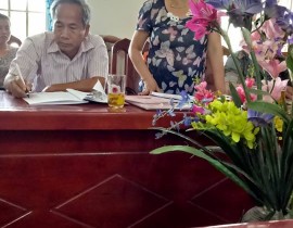 Cô giáo Nguyễn Thị Thu Hà CV PGD phát biểu tại Hội nghị
